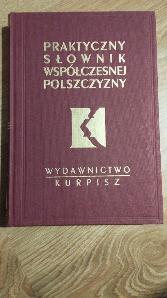 Praktyczny Słownik współczesnej polszczyzny
