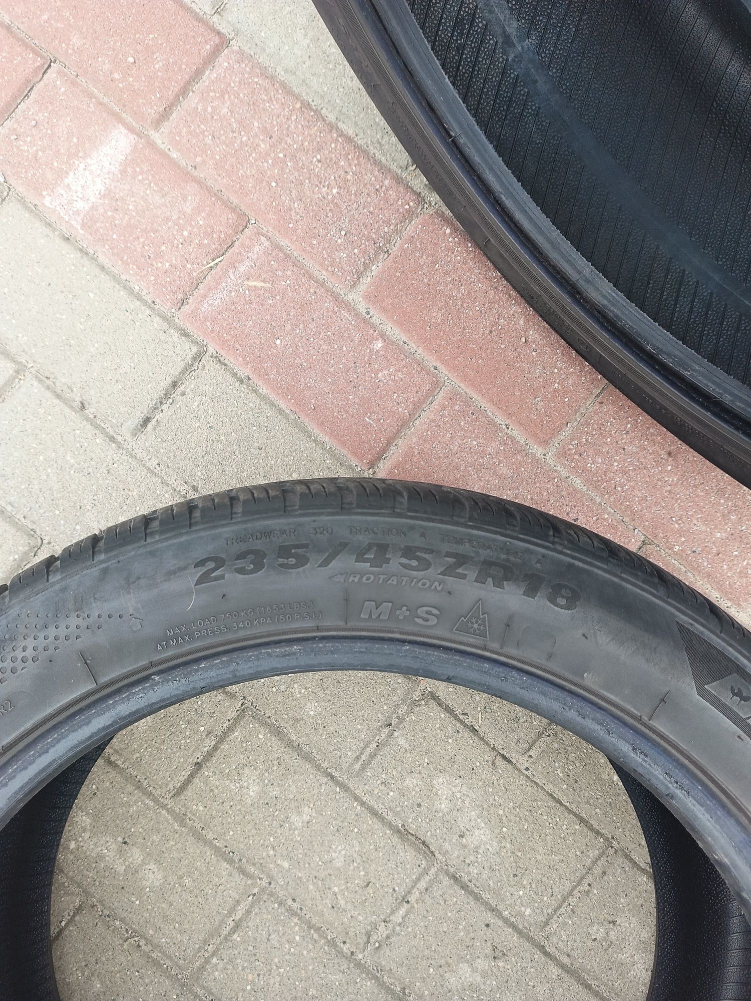 Opony używane wielosezon 235/ 45 /18
