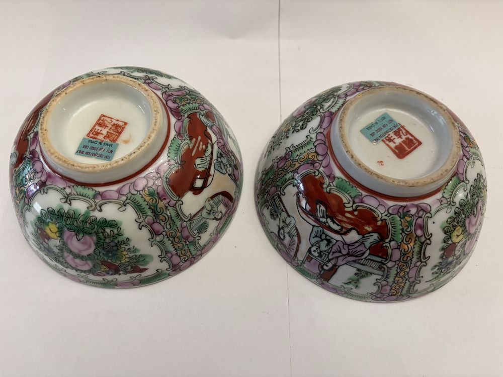 Par de Taças antigas em porcelana Chinesa Mandarim.