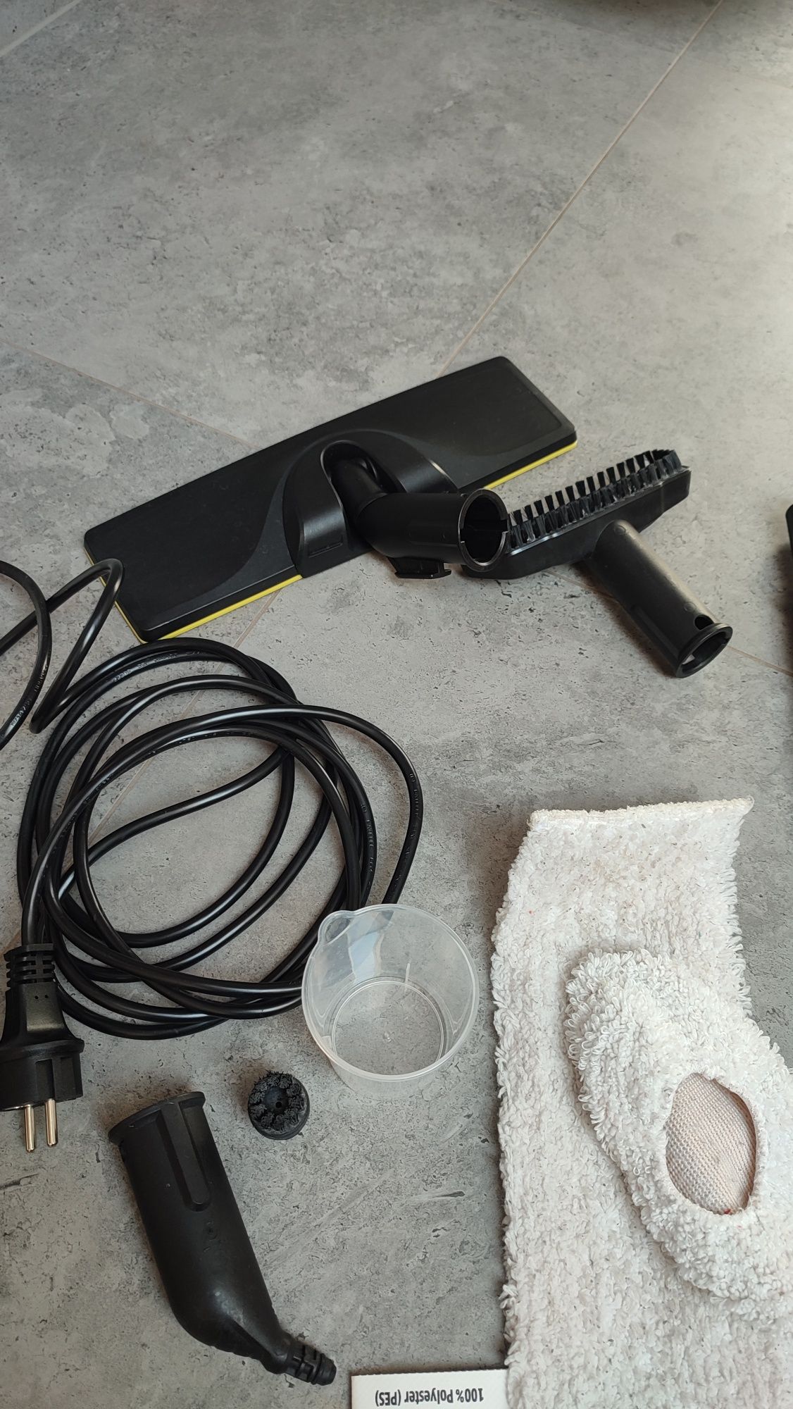 Myjka ciśnieniowa Karcher + zestaw do podłóg