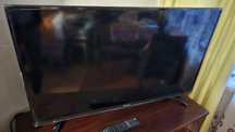 Продам телевізор Hisense 40" (дюймів)