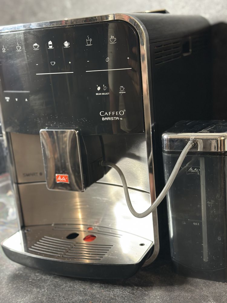 Продам кавомащину Milita Barista TS