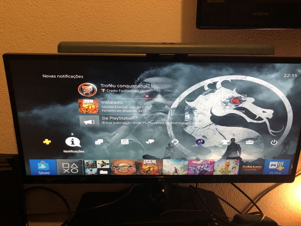 PS4 Pro + 2 comandos + Jogos