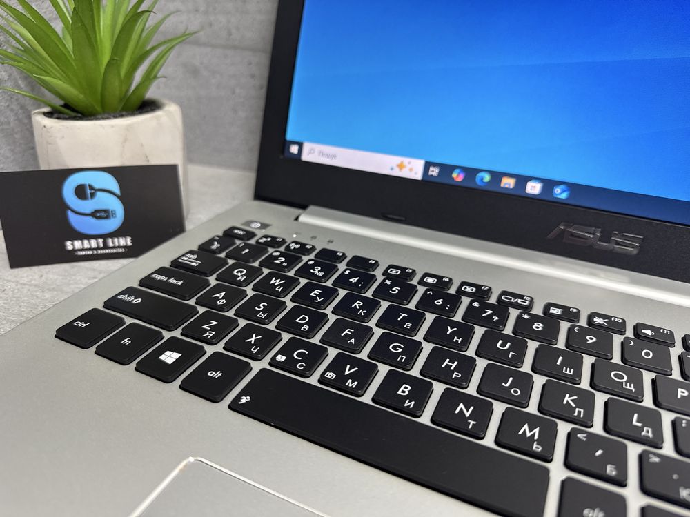 Nvidia/Ігровий ноутбук Asus S551L/i5-4210u/250 ssd/12 ddr3/15.6" HD