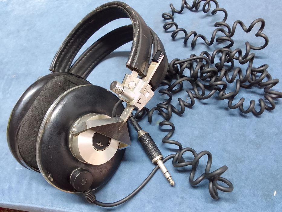 Винтажные наушники Pioneer Monitor 10