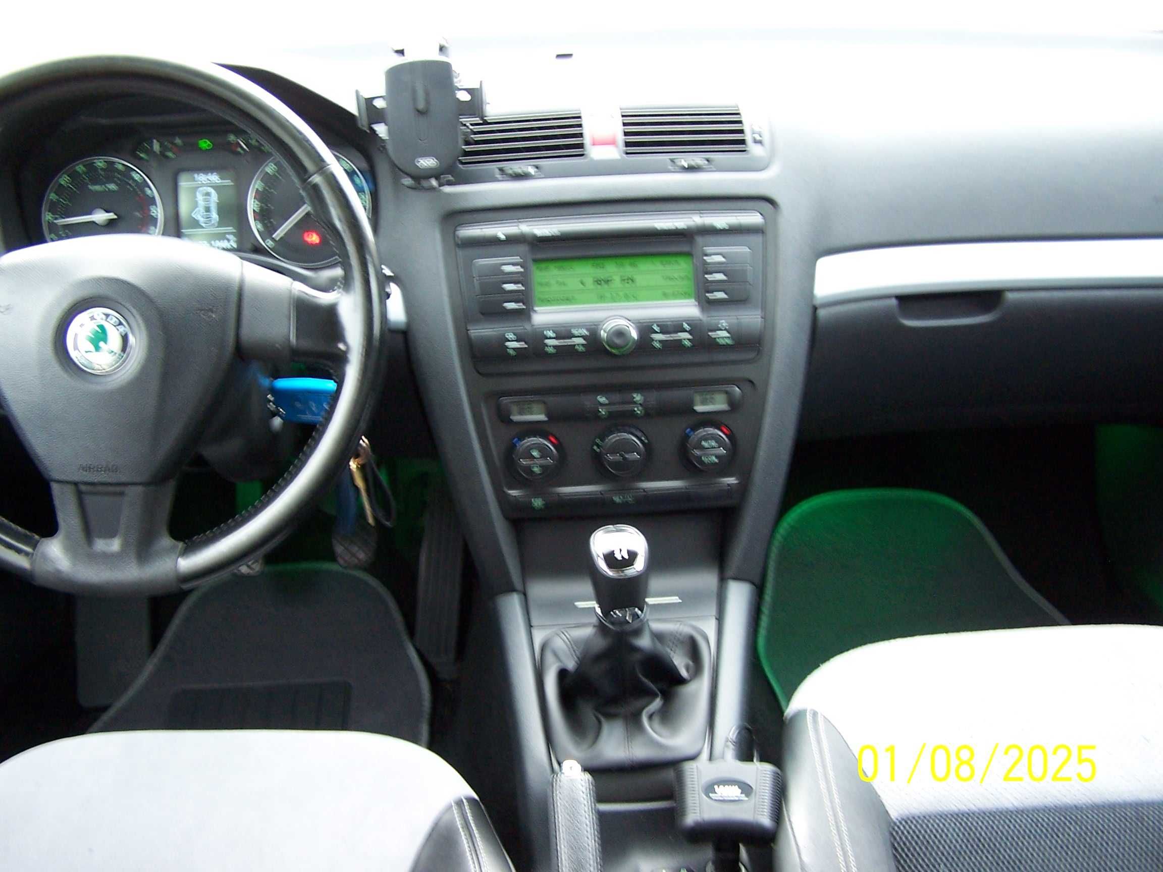 Skoda Octavia 2    jak  --RS--