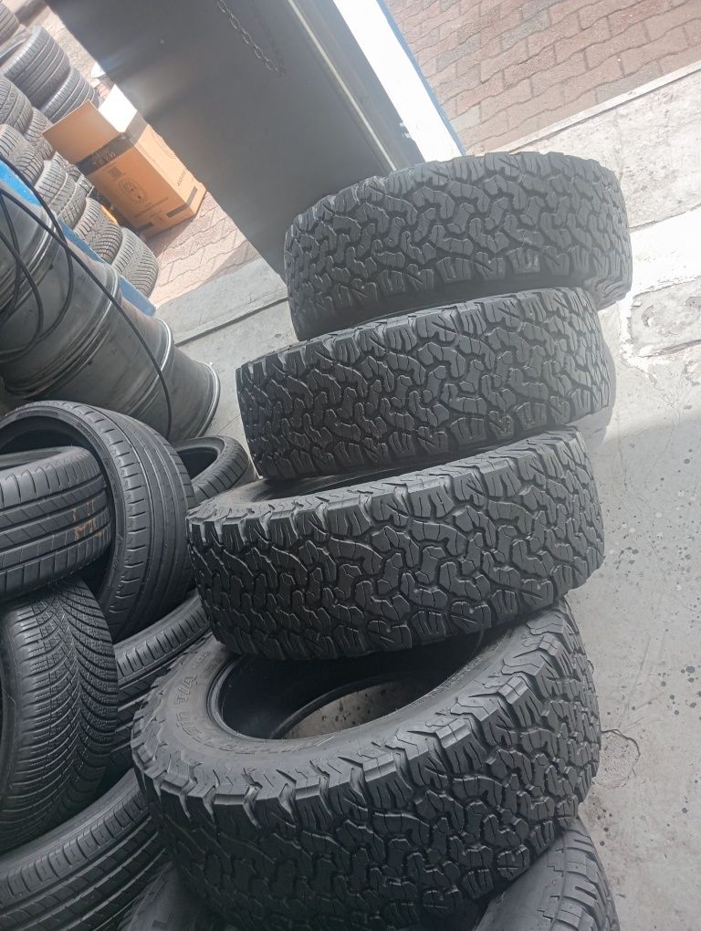 265.60.18 BFGoodrich Baja Champion All Terrain T/A super stan