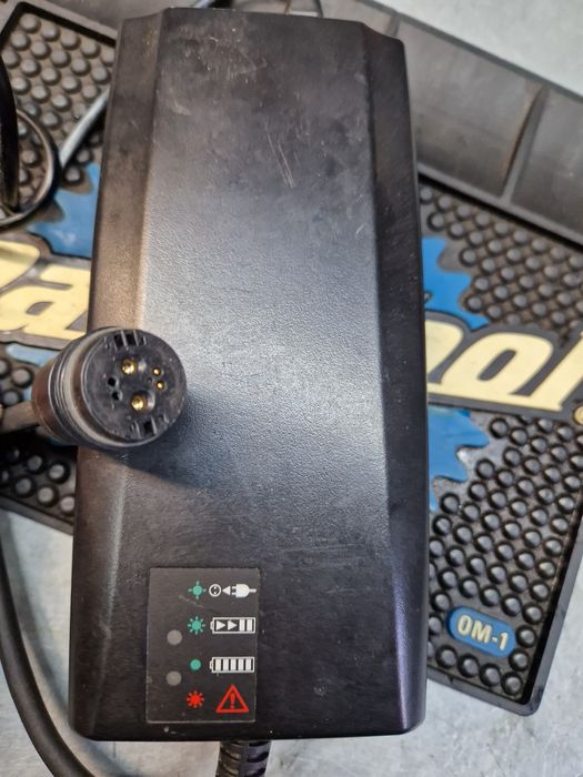 Ładowarka magnetyczna Gazelle