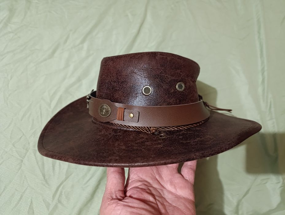 Продам ковбойскую (вестерн) шляпу 57-58