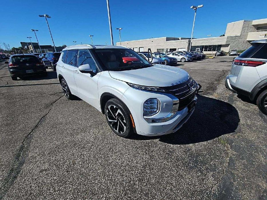 Mitsubishi Outlander SEL Platinum Edition 2024 AWD