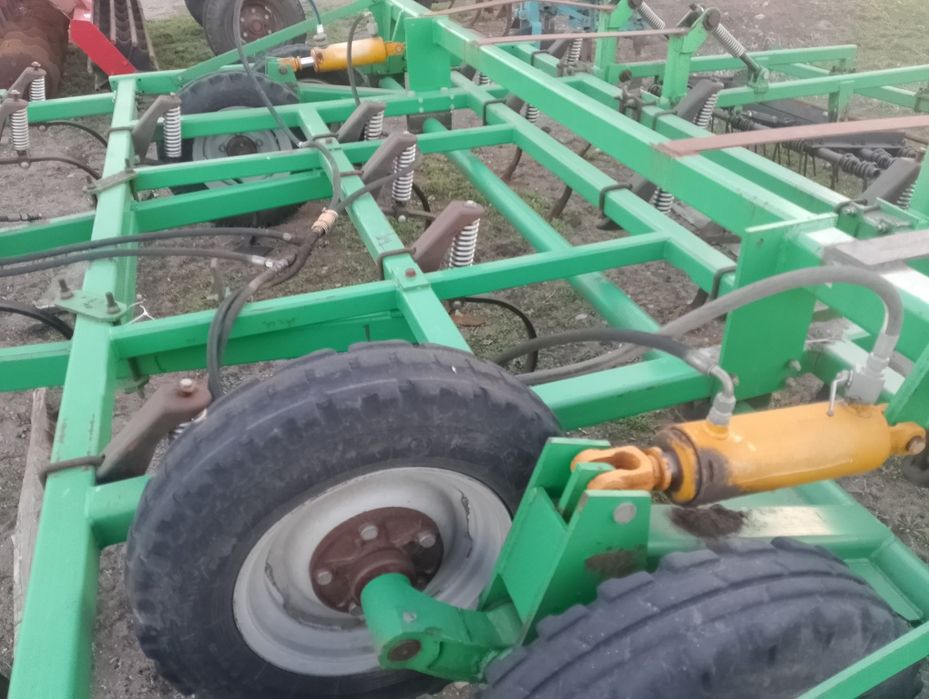 Продаєця культіватори Велес Агро кпг 4.5 в бойовому стані