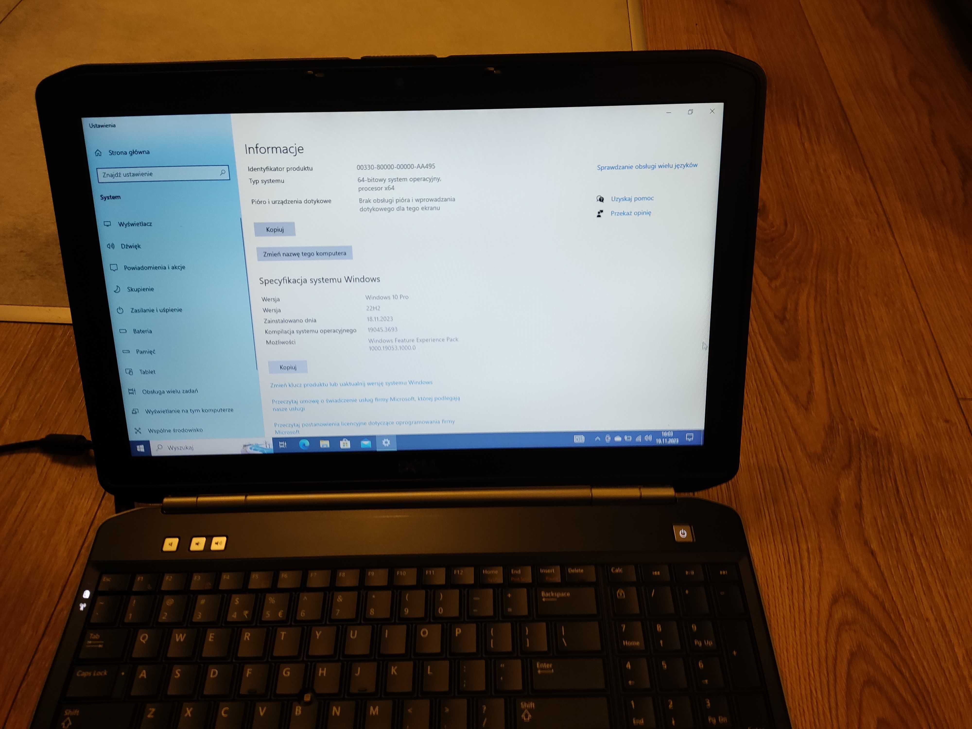 Sprzedam laptop Dell Latitude 5520 Intel I5/500GB/Win10Pro super stan