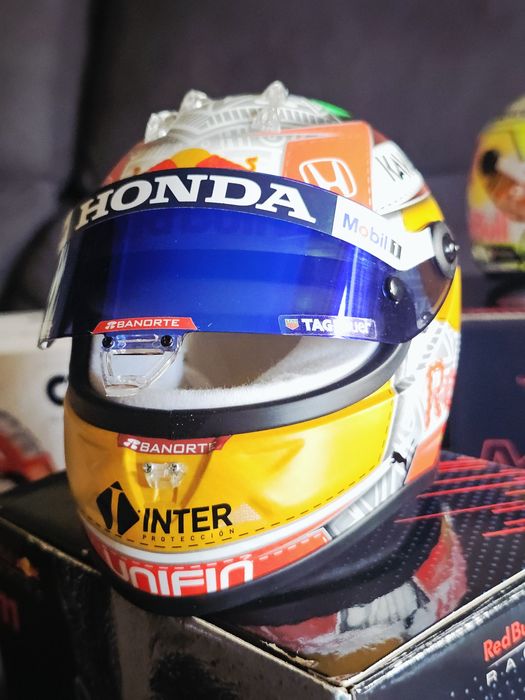 Checo Perez capacete 1/2 Austrian GP 2021 limited edition