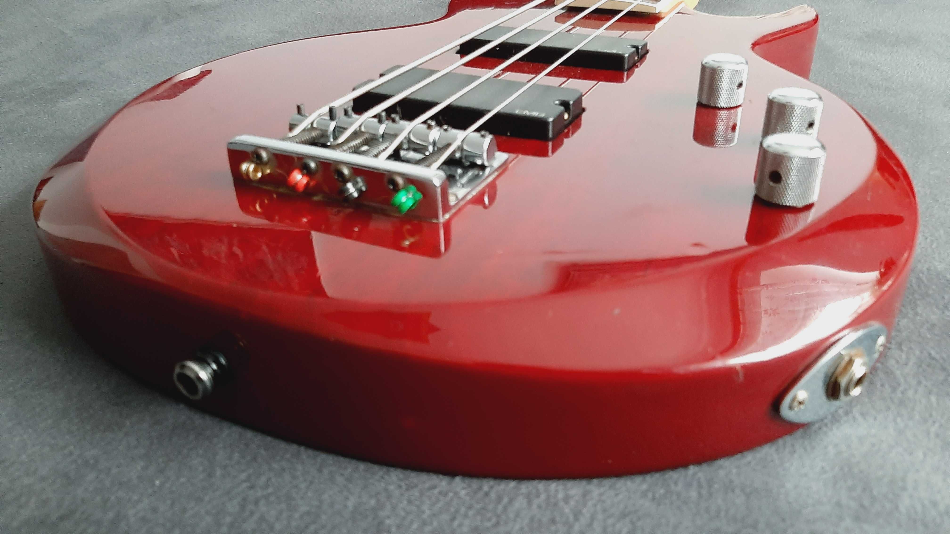 Gitara basowa ESP Eclipse