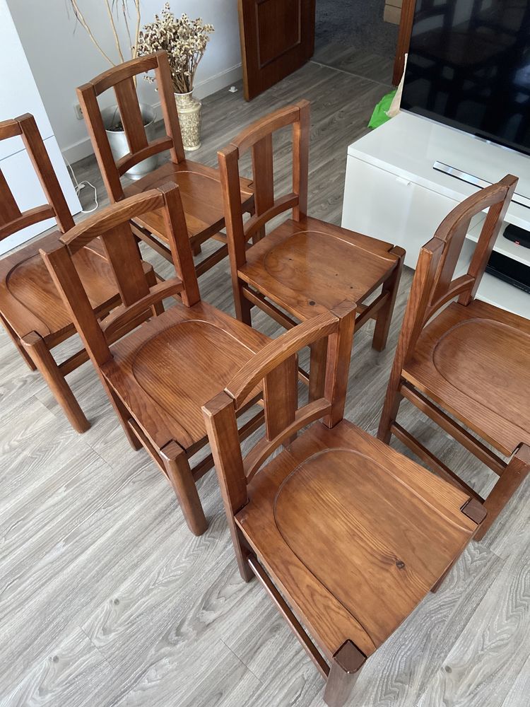 Conjunto de 6 cadeiras em madeira