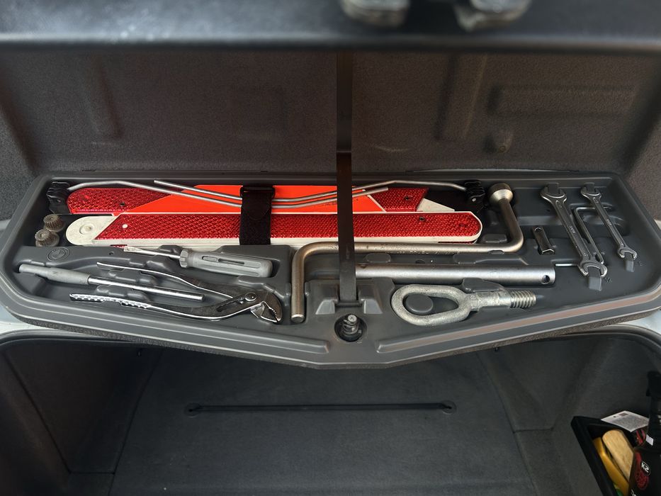 Продам bmw e39 523i