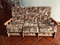 2 sofás tecido e madeira