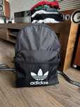Adidas plecak szkolny czarny nowy z nadrukiem