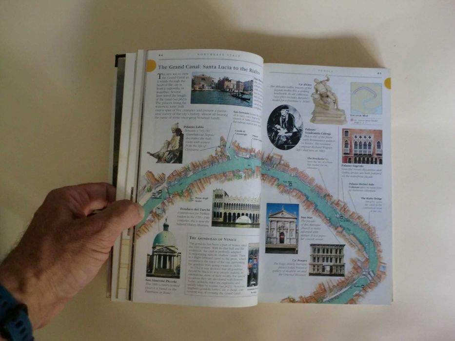 Italy
Eyewitness Travel Guides