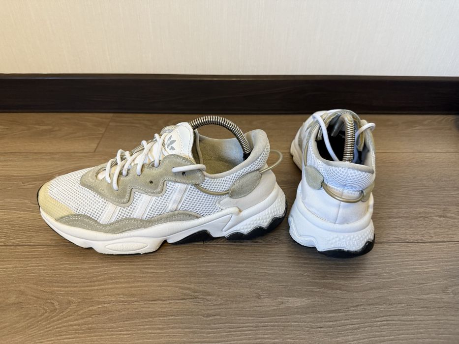 Кросівки adidas Ozweego 42 розмір