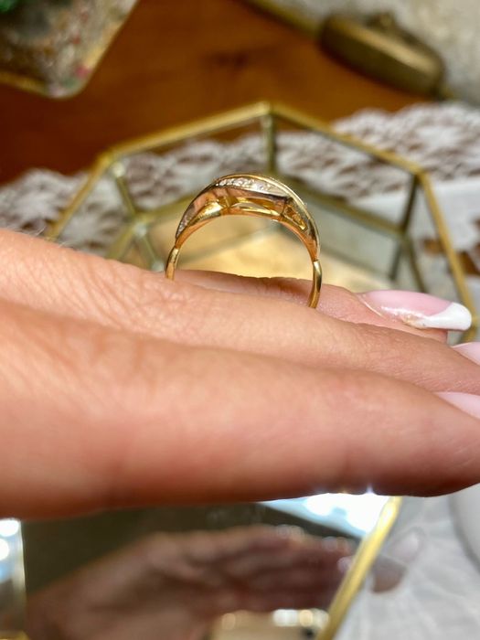 Золотое кольцо 750проба с бриллиантами советское
