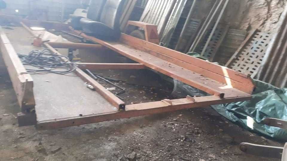 atrelado basculante porta carros