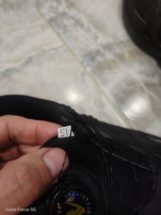 Кросівки ботінкі тактичні не пробіваєма подошва