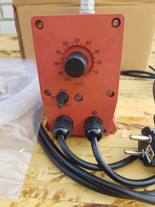 Насос дозирующий мембранный CREATEC