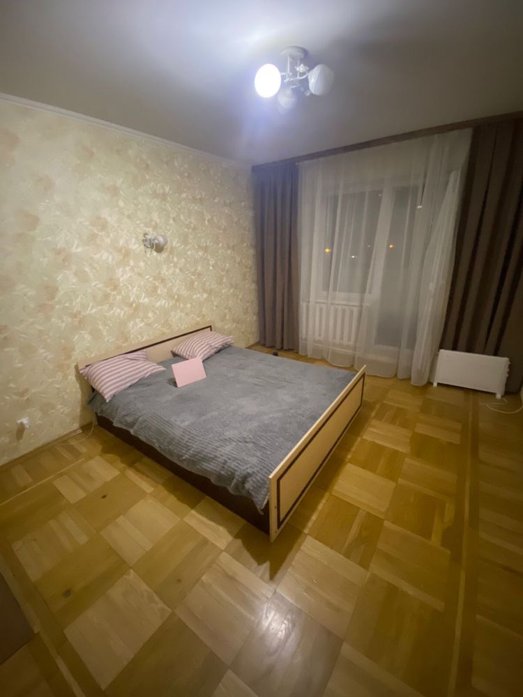 Здається квартира