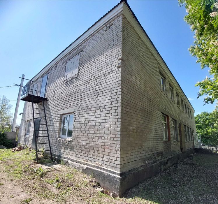 2х поверхова будівля Київська область