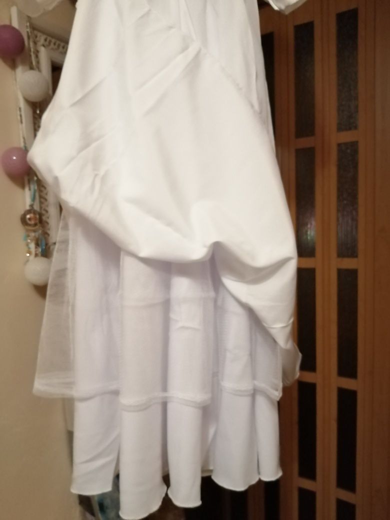 Długa sukienka komunijna z rękawem do łokcia