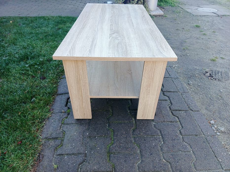 Stolik kawowy bardzo ladny