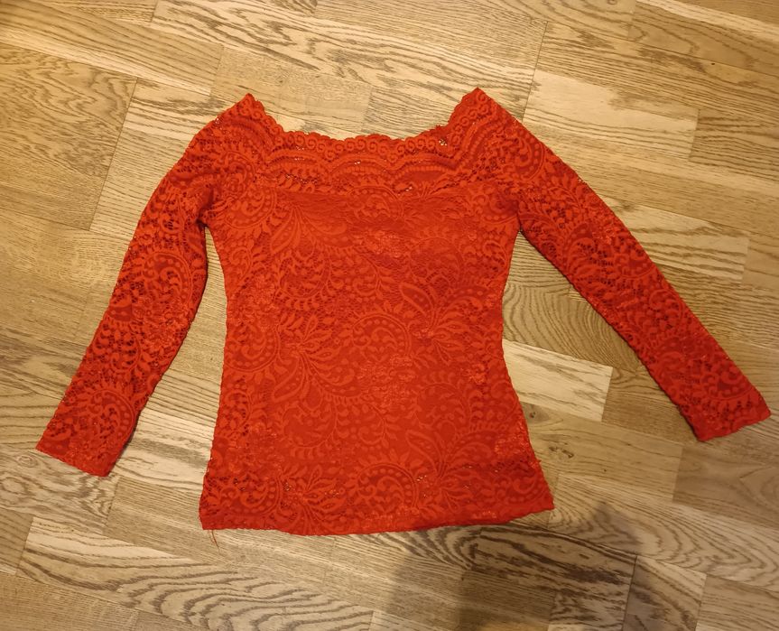 Czerwona bluzka koronkowa XS S na Święta włoska