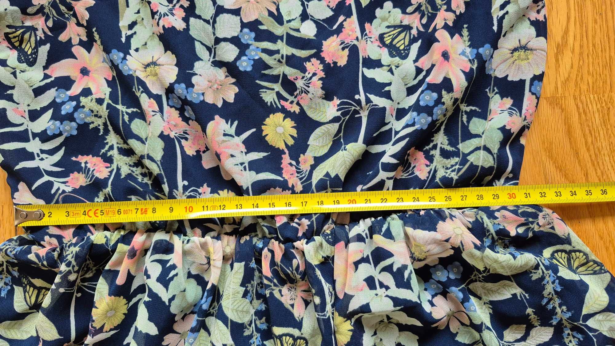 Letnia sukienka H&M w kwiaty, rozm. 152 (11-12 lat)