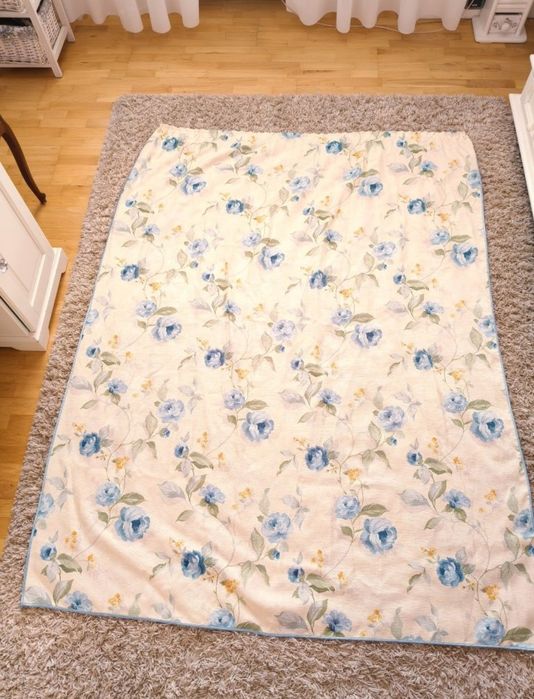 Komplet zasłon szytych na wzór angielski: 2 kotary+lambrekin