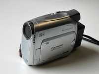 Відеокамера Canon MV890 22 кратний zoom minidv