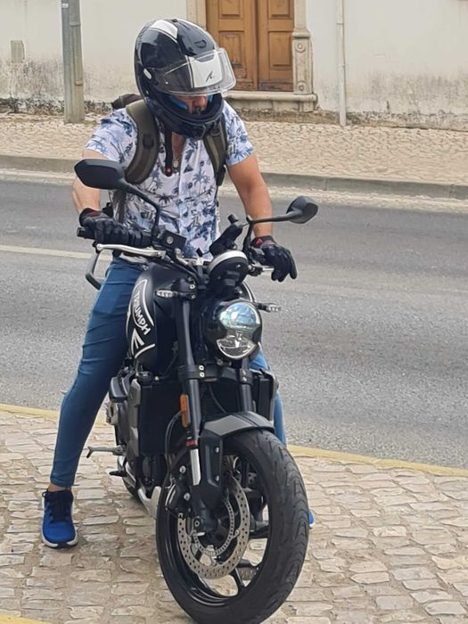 Triumph Trident  660