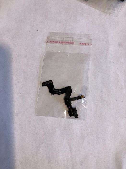 Taśma / moduł przedniej kamerki i czujników iPhone 5