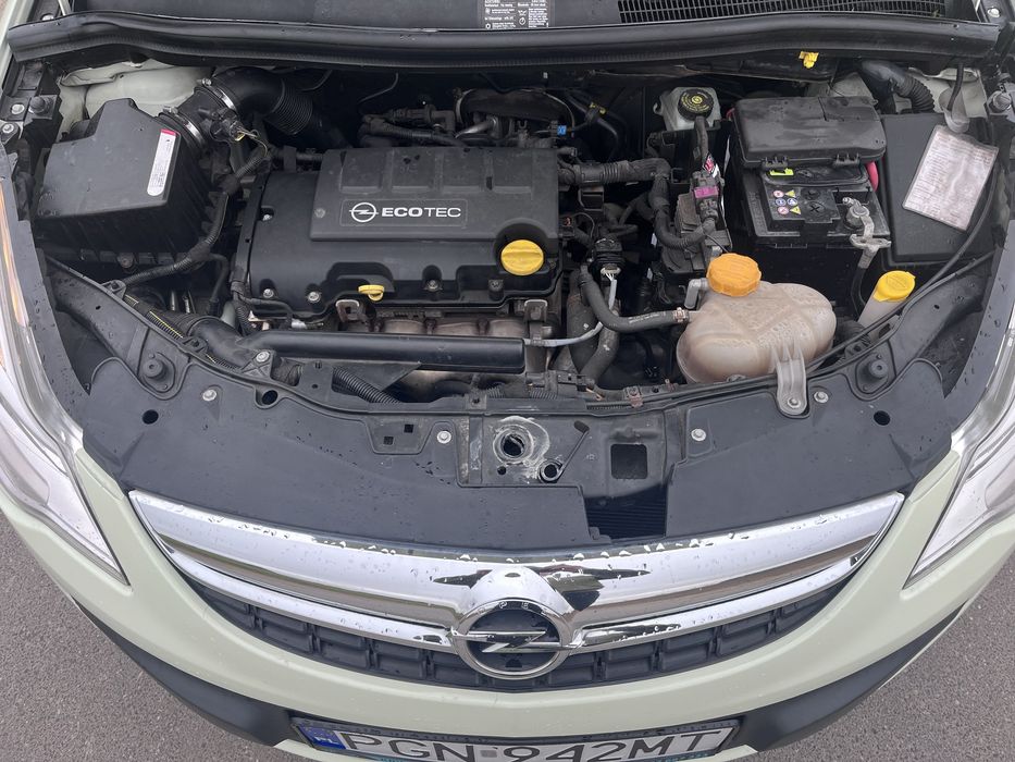 Opel corsa 1.4 lift 2011 bardzo dobrze wyposażona!!