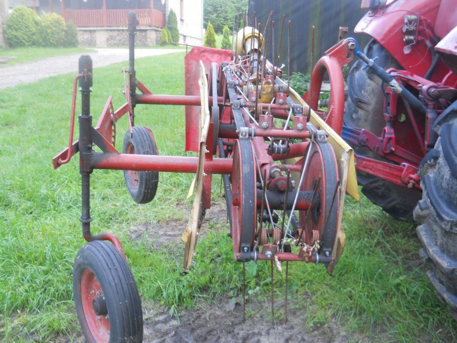 Przetrząsarka do siana