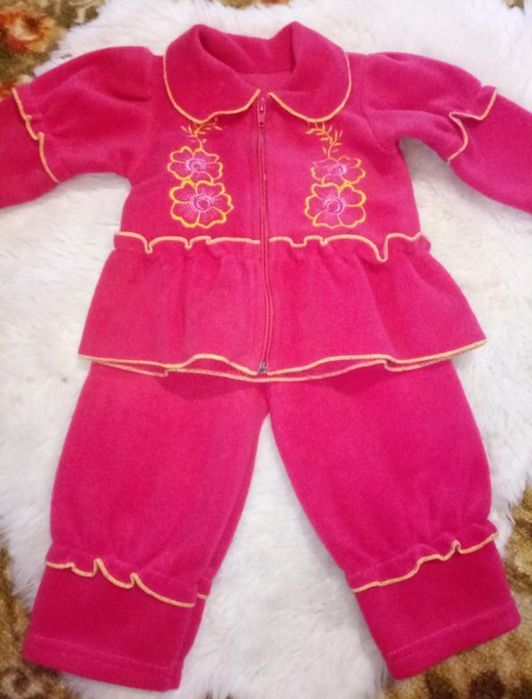 Костюм для дівчинки