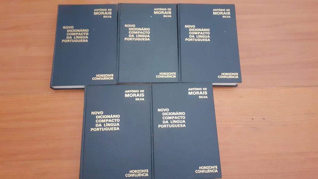 Vários Dicionários