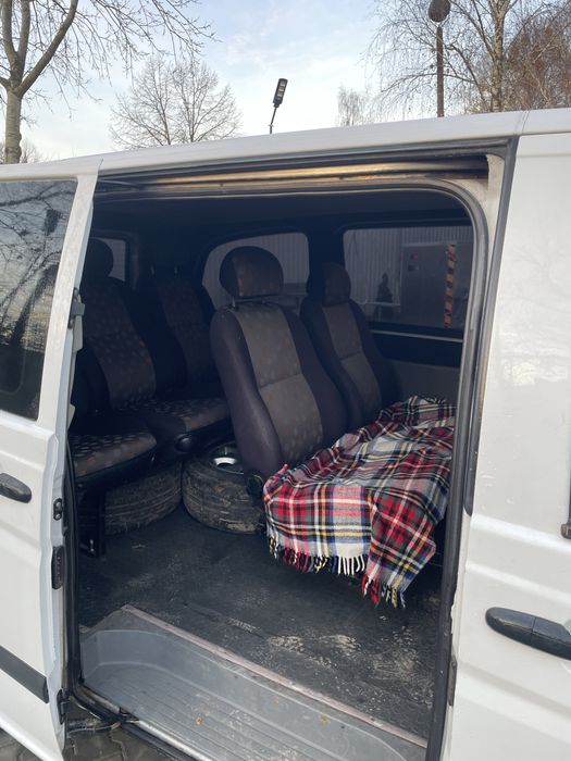 Mercedes-Benz Vito W639 пасажир 2006 рік 2.2 дизель