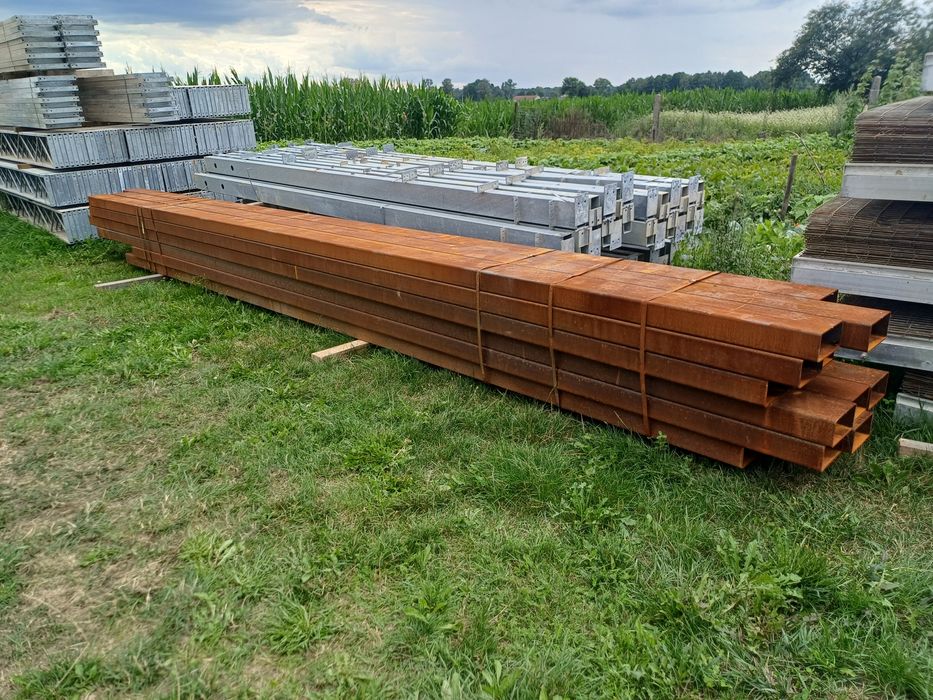 Profil zamknięty 200x100x4.0mm hala wiata konstrukcja słup stal 6-7m
