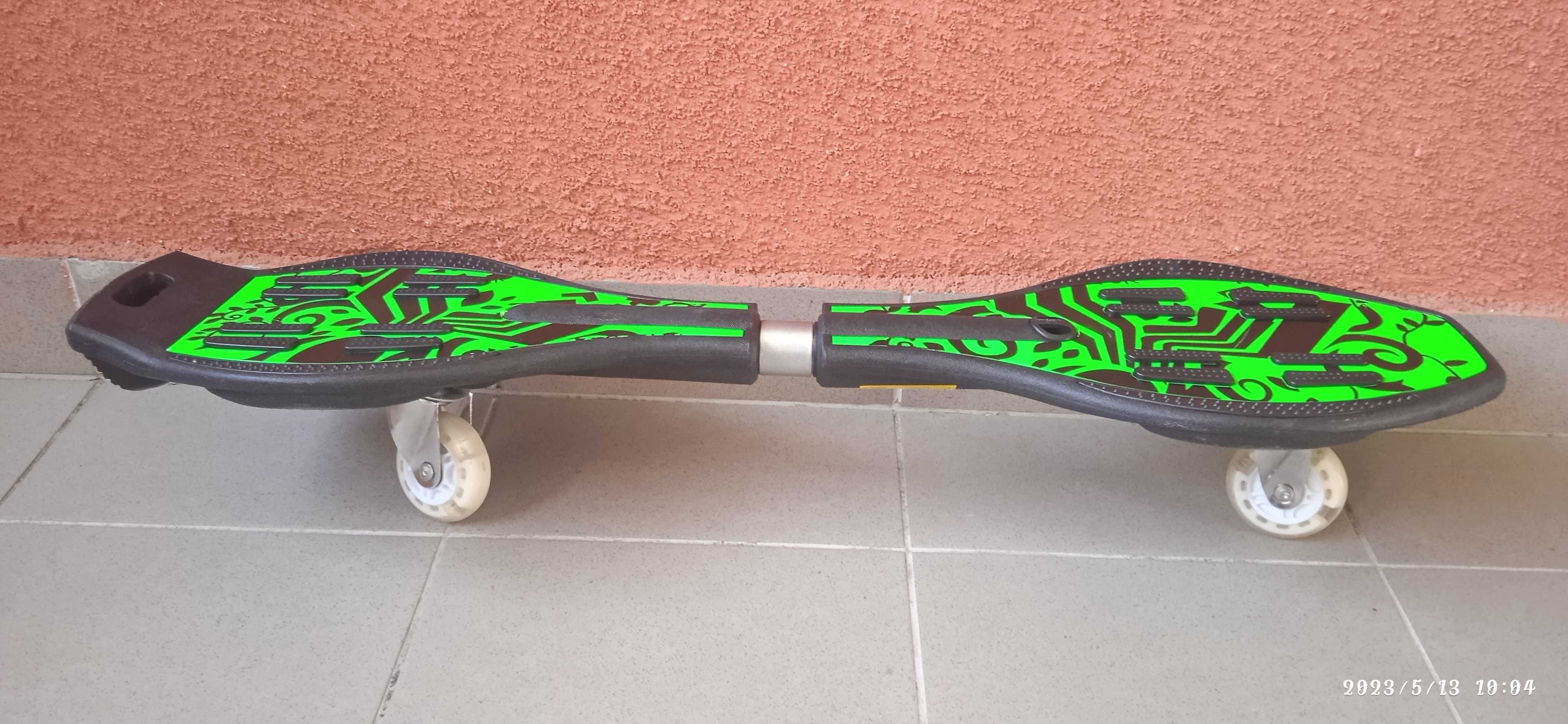 Deskorolka Waveboard