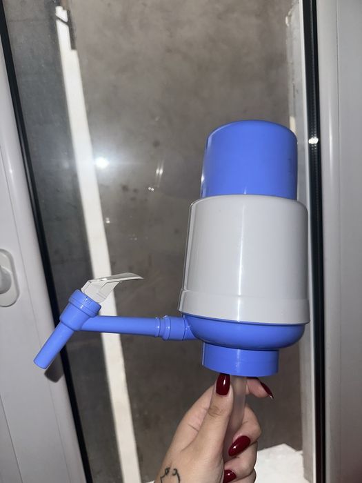 Помпа механическая съемная Lilu Econom Plus Ручной насос для воды