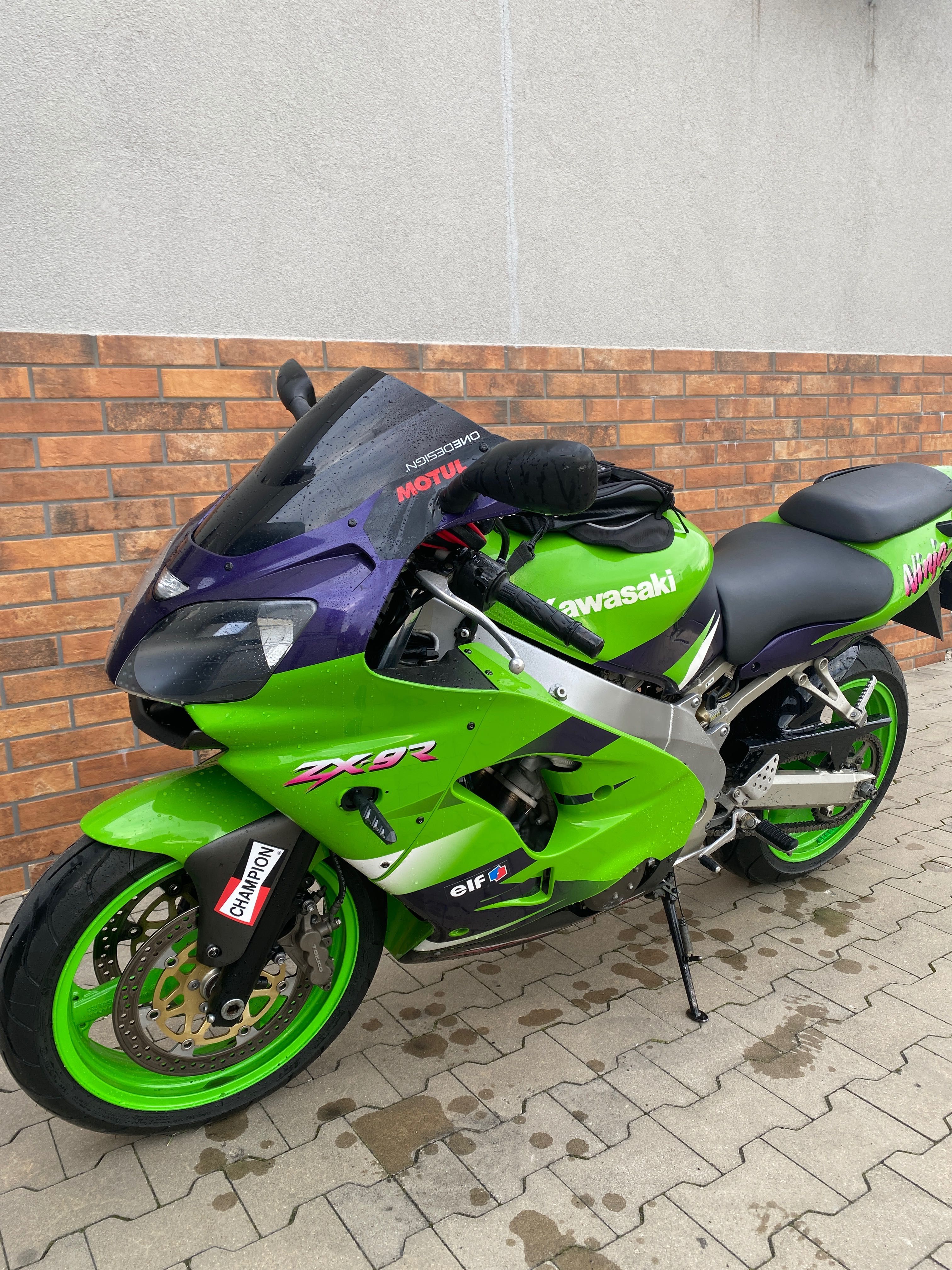 Kawasaki ZX 9 R Ninja  W Oryginalnym Legendarnym malowaniu