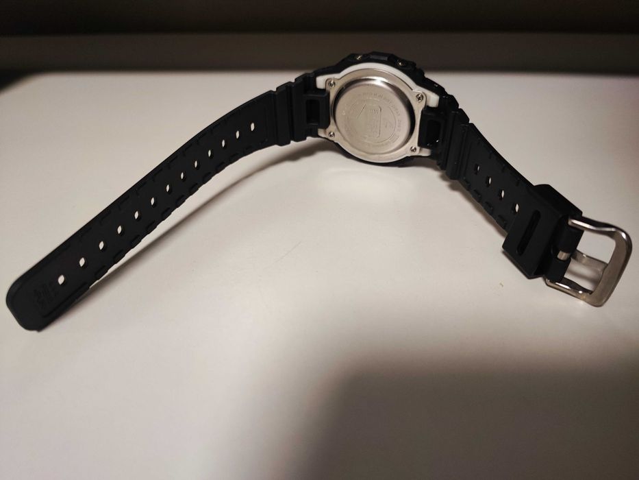 Часы Casio G-Shock GW-M5600HR (модуль2560) оригинал состояние новых