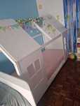 Cama criança tipo casinha