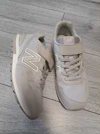 Кросівки жіночі New Balance 38.5р.(24 см по устілці)